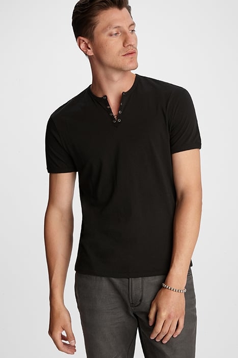SS EYELET HENLEY BLACK 1