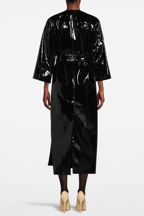 COATED WRAP COAT BLACK 2