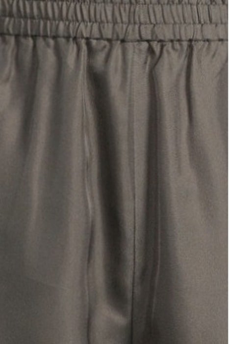 MADELYN SHORT GREEN GREY 5