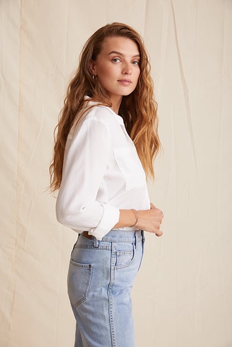 TWO POCKET CLASSIC BUTTON DOWN WHITE 4