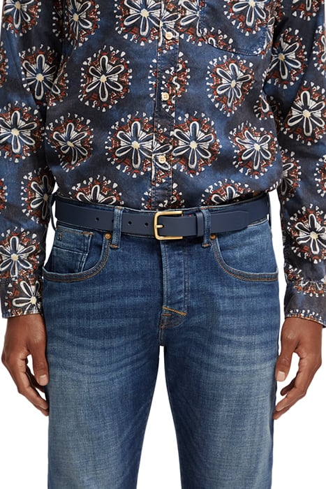 RECYCLED LEATHER BELT WITH PRINTED BACKSIDE STORM BLUE 2