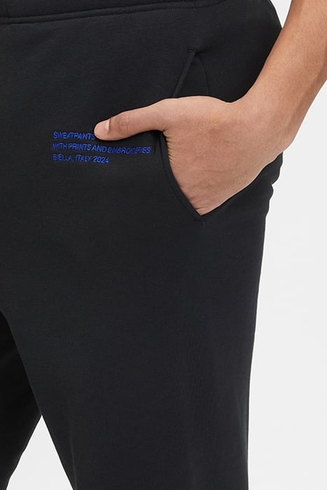 CUFFED SWEATPANTS WITH TRANSFER AND EMBROIDERY DETAIL BLACK 7