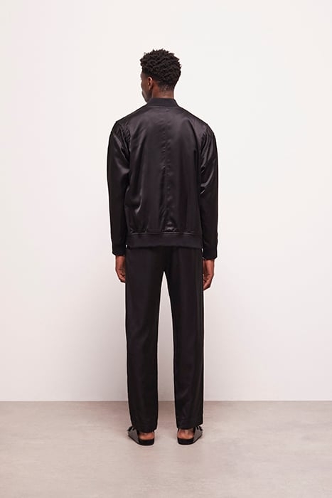 BLOUSON ZIP MILIEU DEVANT ET POCHES COTE BLACK 2