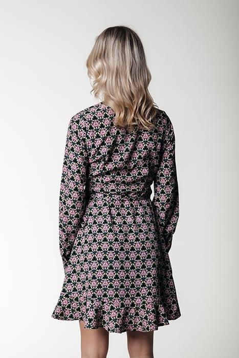 TELSI GRAPHIC FLOWER LONG SLEEVE WRAP DRESS LS CANDY PINK 2