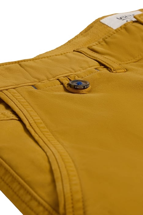 SUTTON CHINO SHORT DEEP YELLOW 3