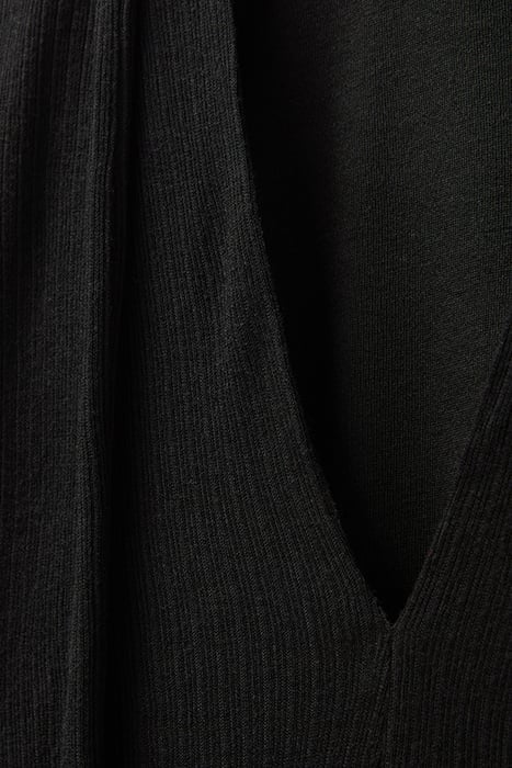 TOP WITH SCARF BLACK 5