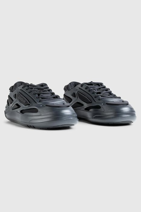 REEBOK LTD – CLUB C FWD BLACK 2