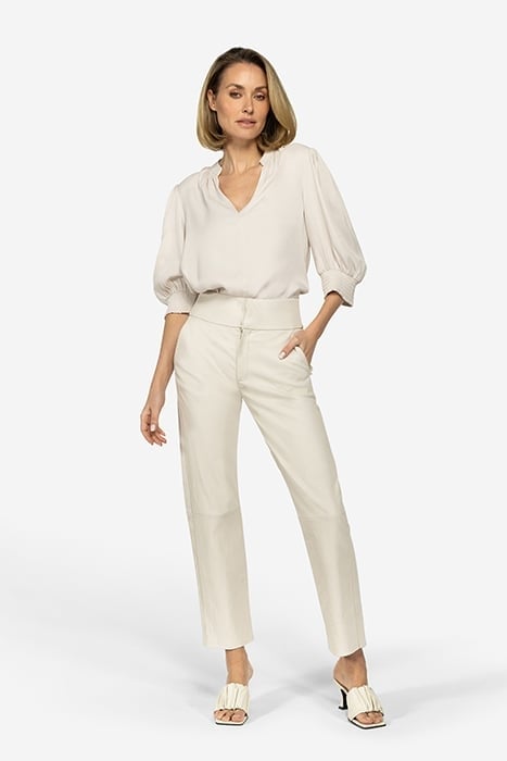 PALTI ANTIQUE WHITE 1