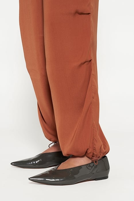 SATIN PARACHUTE PANTS SADDLE BROWN 7