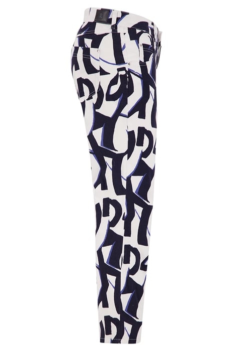 ZURI688-645181 MARINE 3