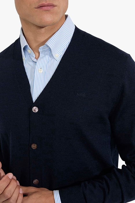 FINE MERINO CLASSIC CARDIGAN NAVY 6