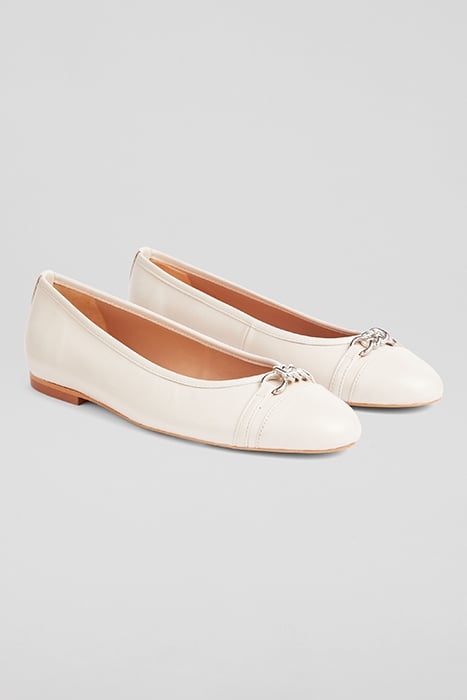 BRIELLE TWIST BALLERINA SHOES ECRU 2