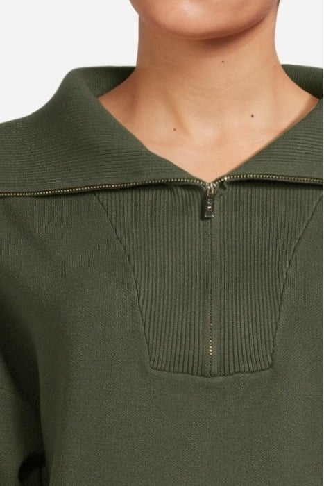 OLLY HALFZIP DEEP MOSS 4