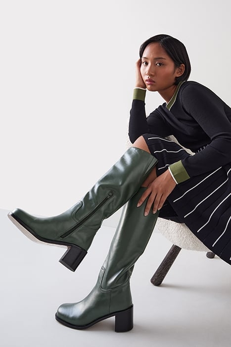 CLAUDE ROUNDED BOOTS KHAKI 2