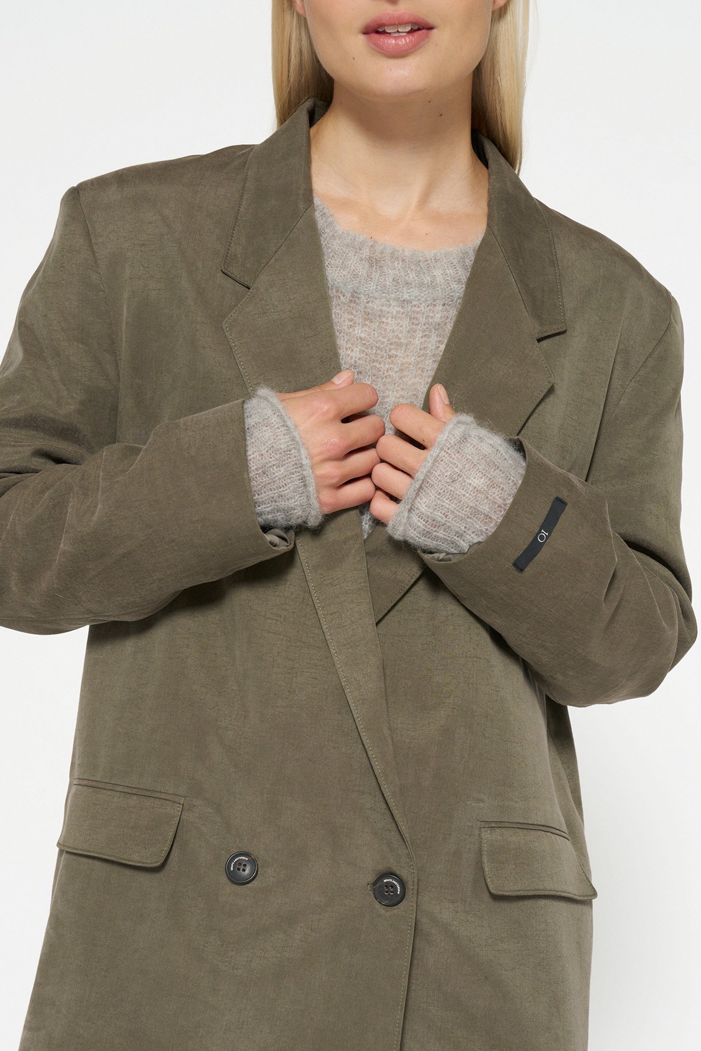 STATEMENT SHOULDER BLAZER DARK MOSS 5