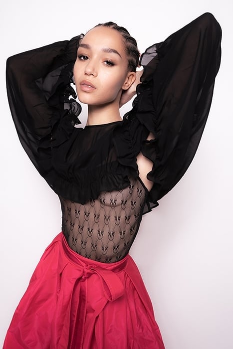 CARAMBOLA SHRUG BLACK 1