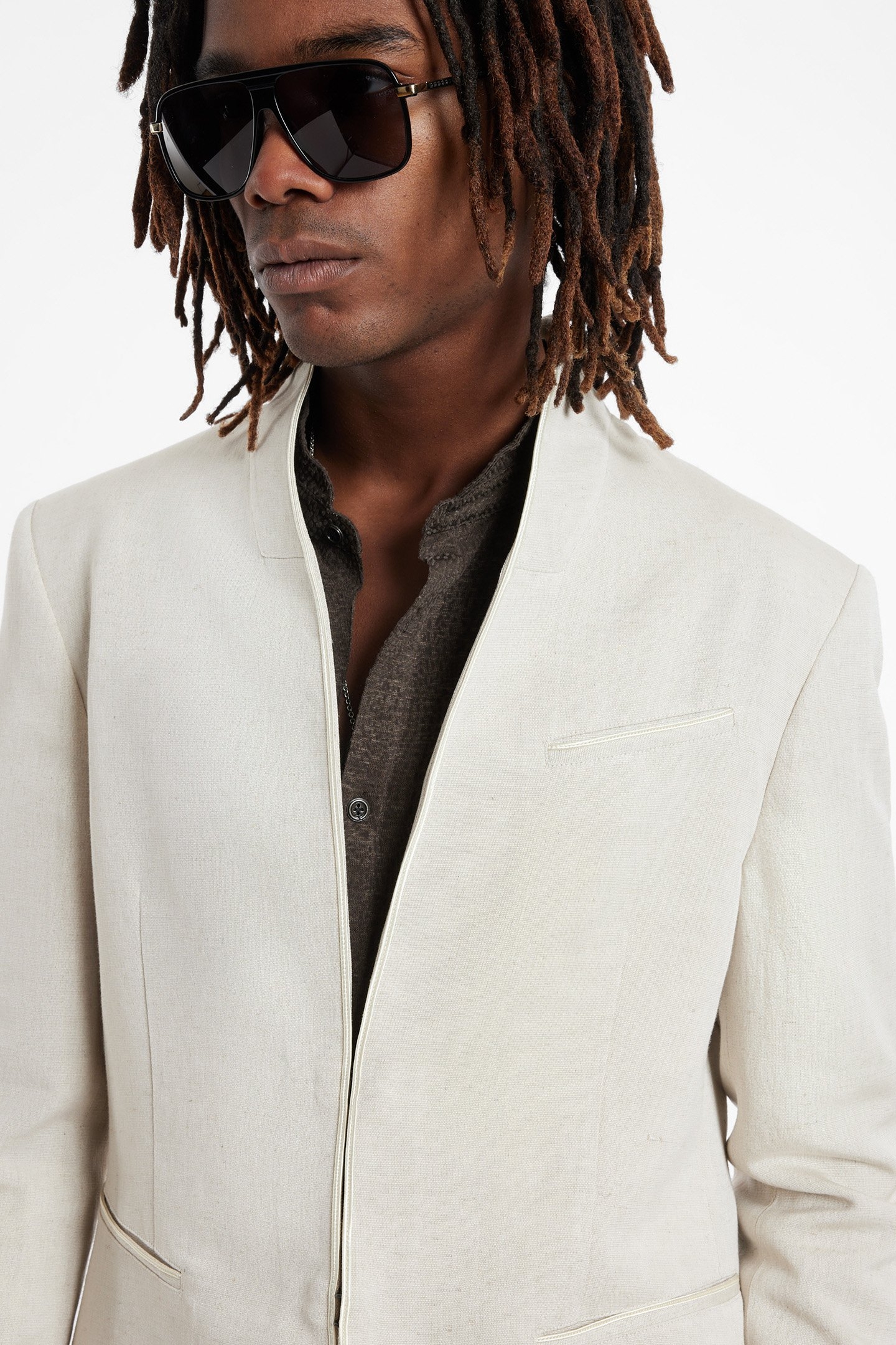 SLIM FIT HOOK BISSELL JACKET MACADAMIA 3