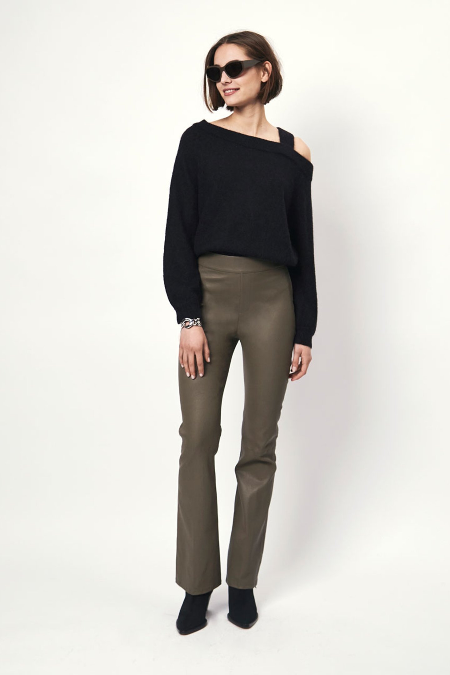 TYSON FLARE LEATHER PANTS GREEN CLAY 1