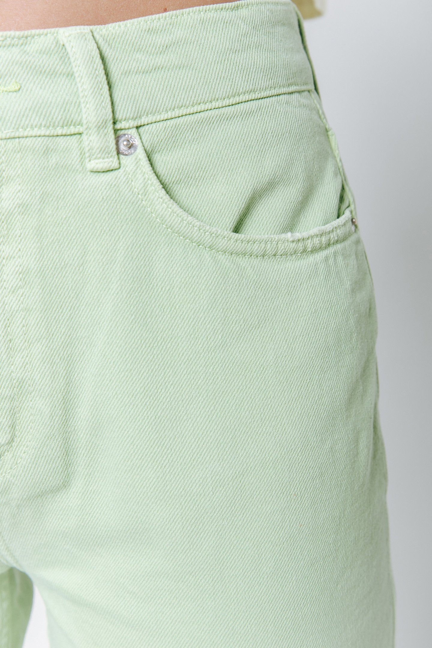 JONES MID RISE STRAIGHT LEG PANTS BRIGHT GREEN 4