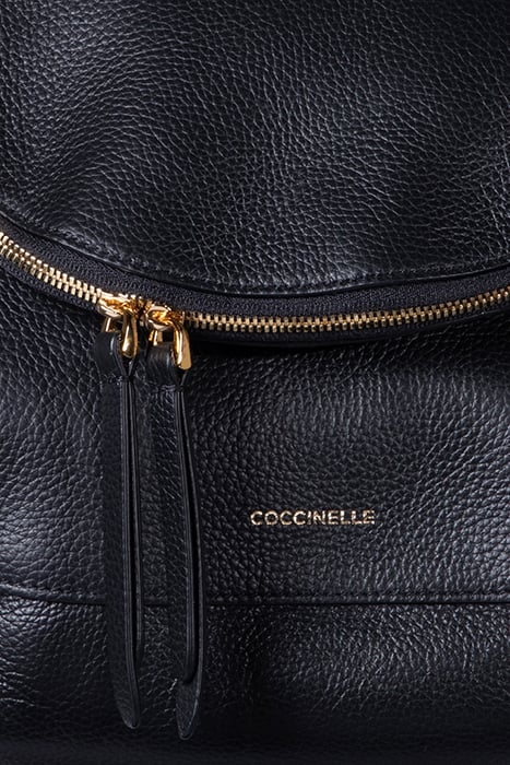 HANDBAG IN LEATHER 6