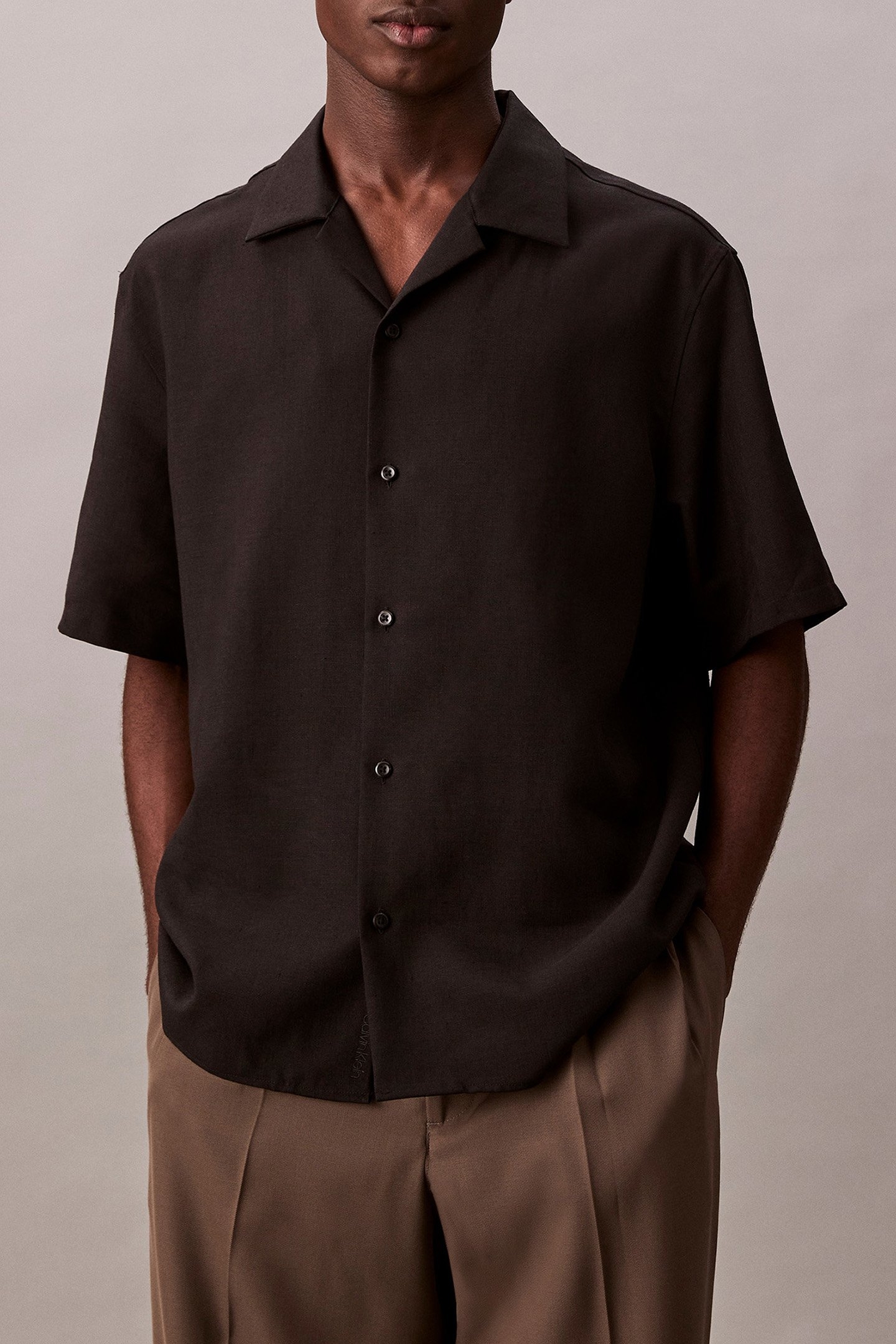 SS TRAVELER LINEN SHIRT BLACK 1