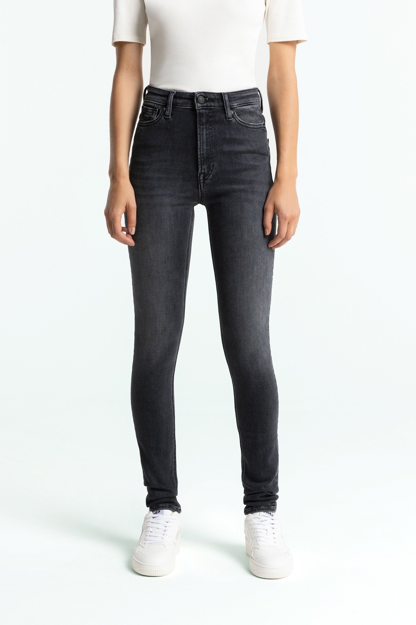 CHRISTINA HIGH ROVER VINTAGE BLACK 1