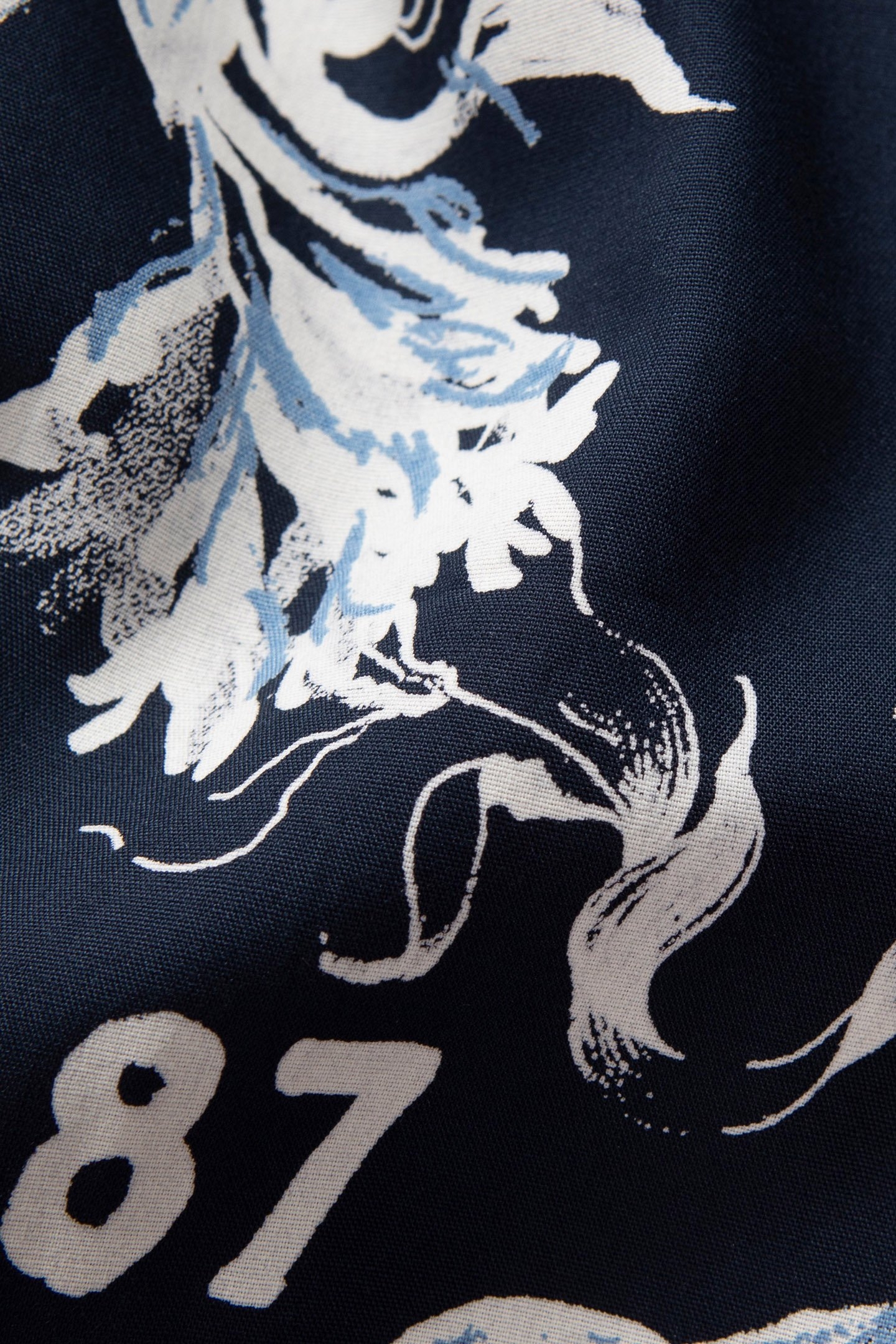 BOYS’ NAVY CORAL PRINT LENZING™ ECOVERO™ SHIRT 6