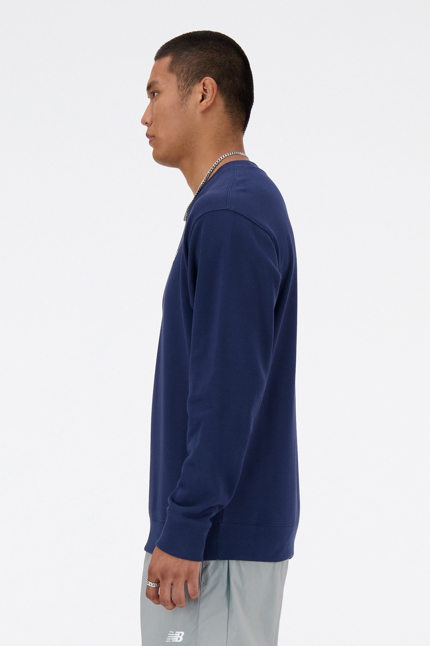 NB CREW NECK SWEATSHIRT IN NAVY 3