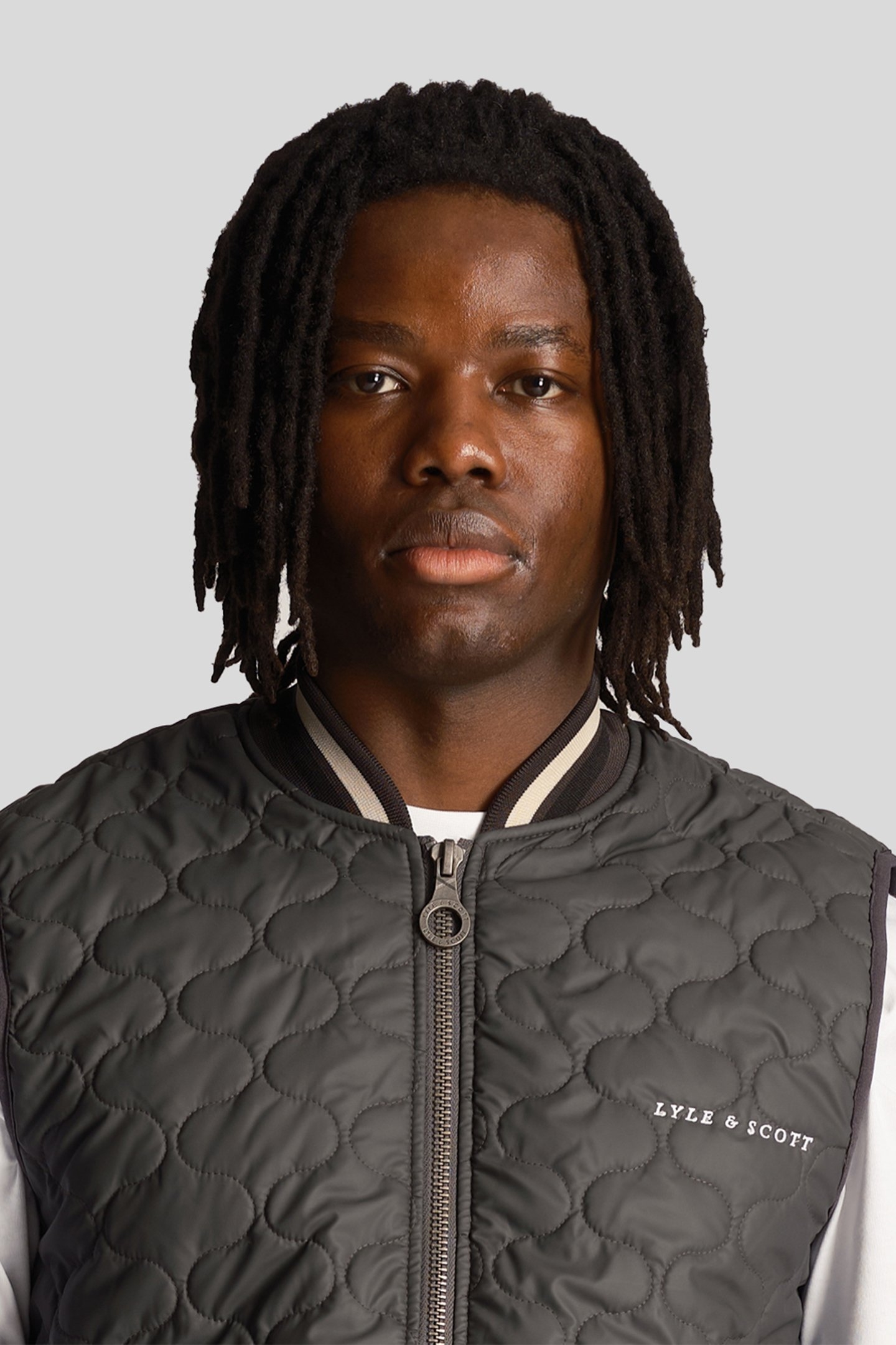 QUILTED GILET GUNMETAL 5