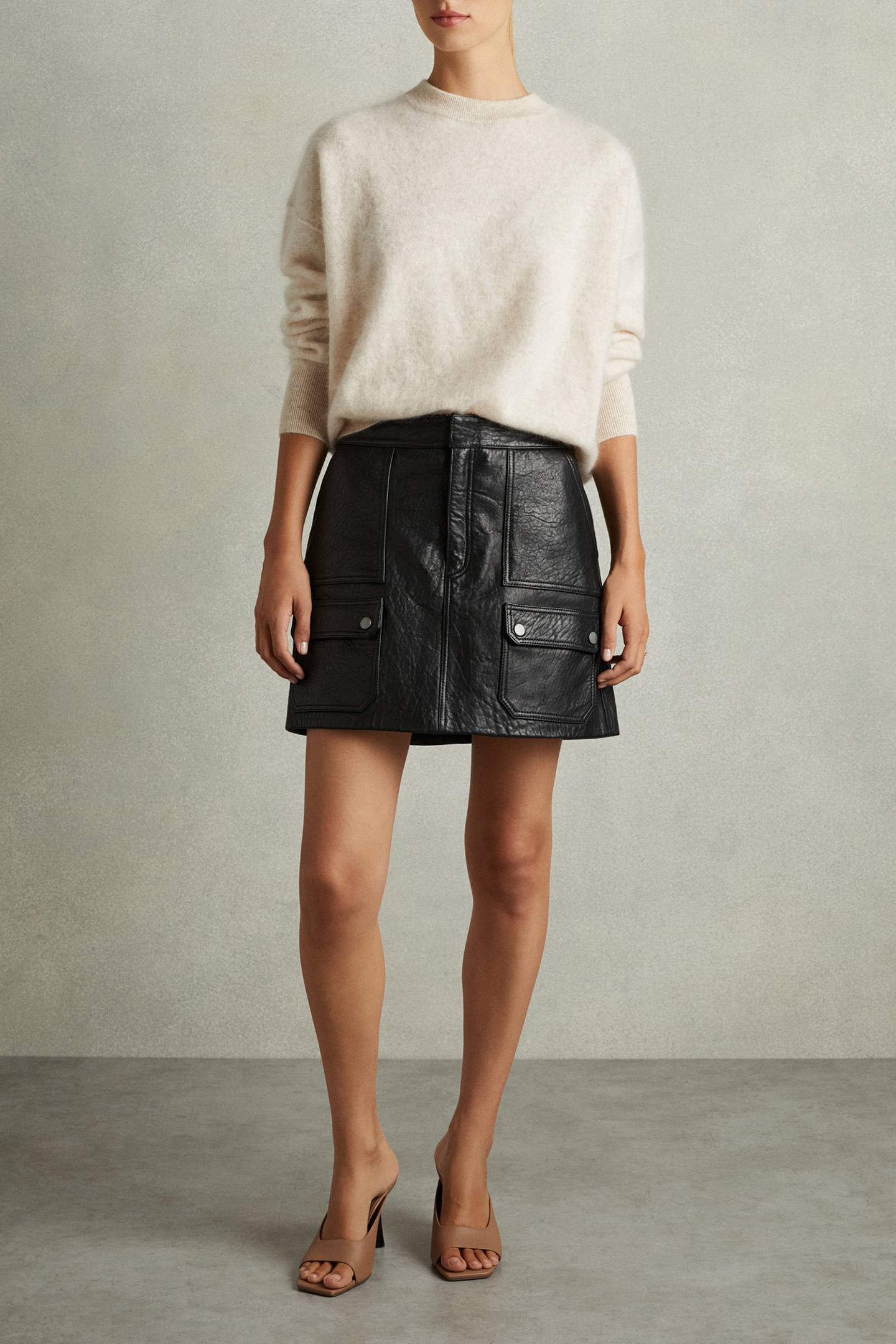 PARKER CASUAL LEATHER MINI BLACK 3