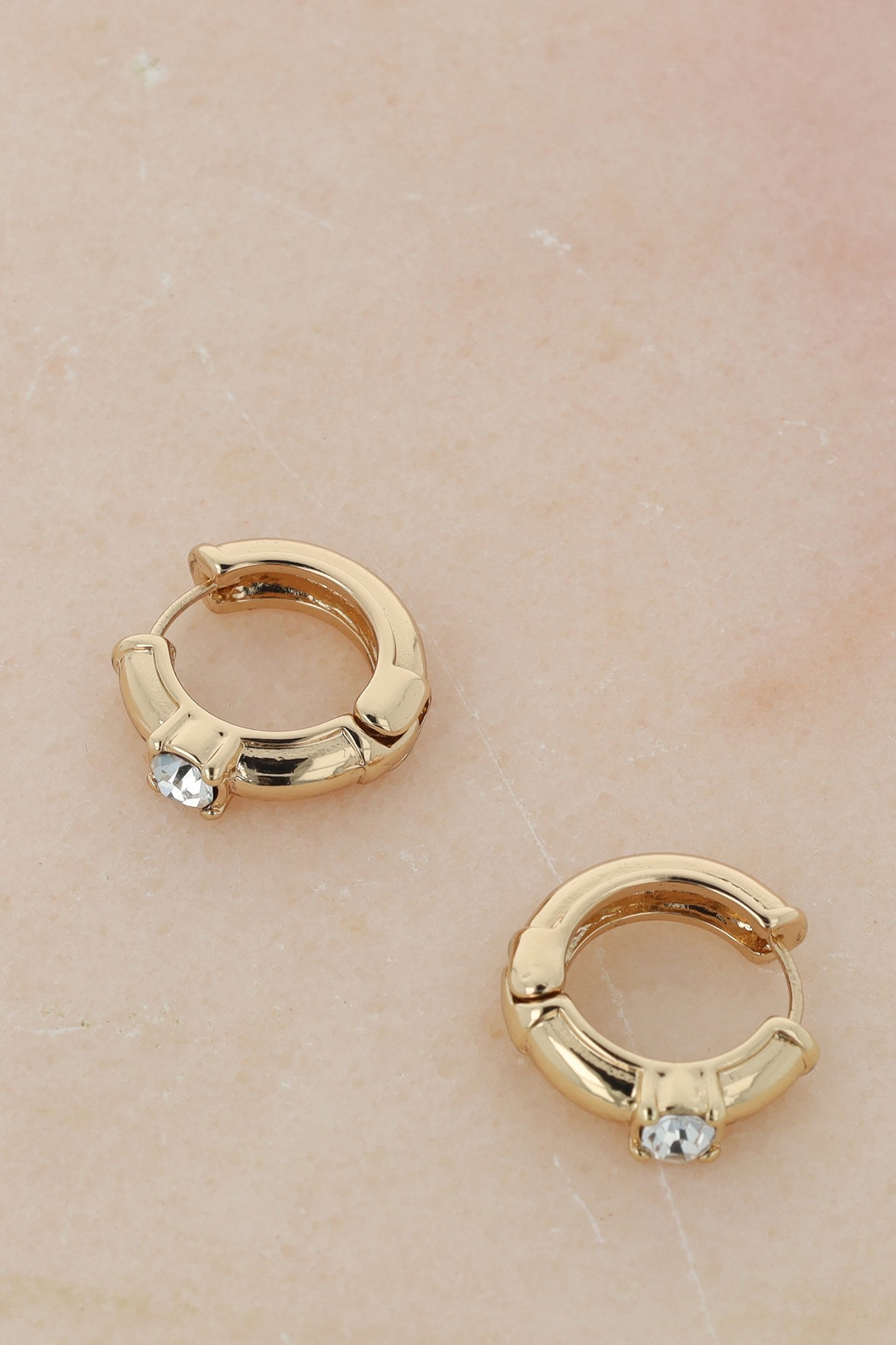 GOLDEN SOLITAIRE HOOPS 3
