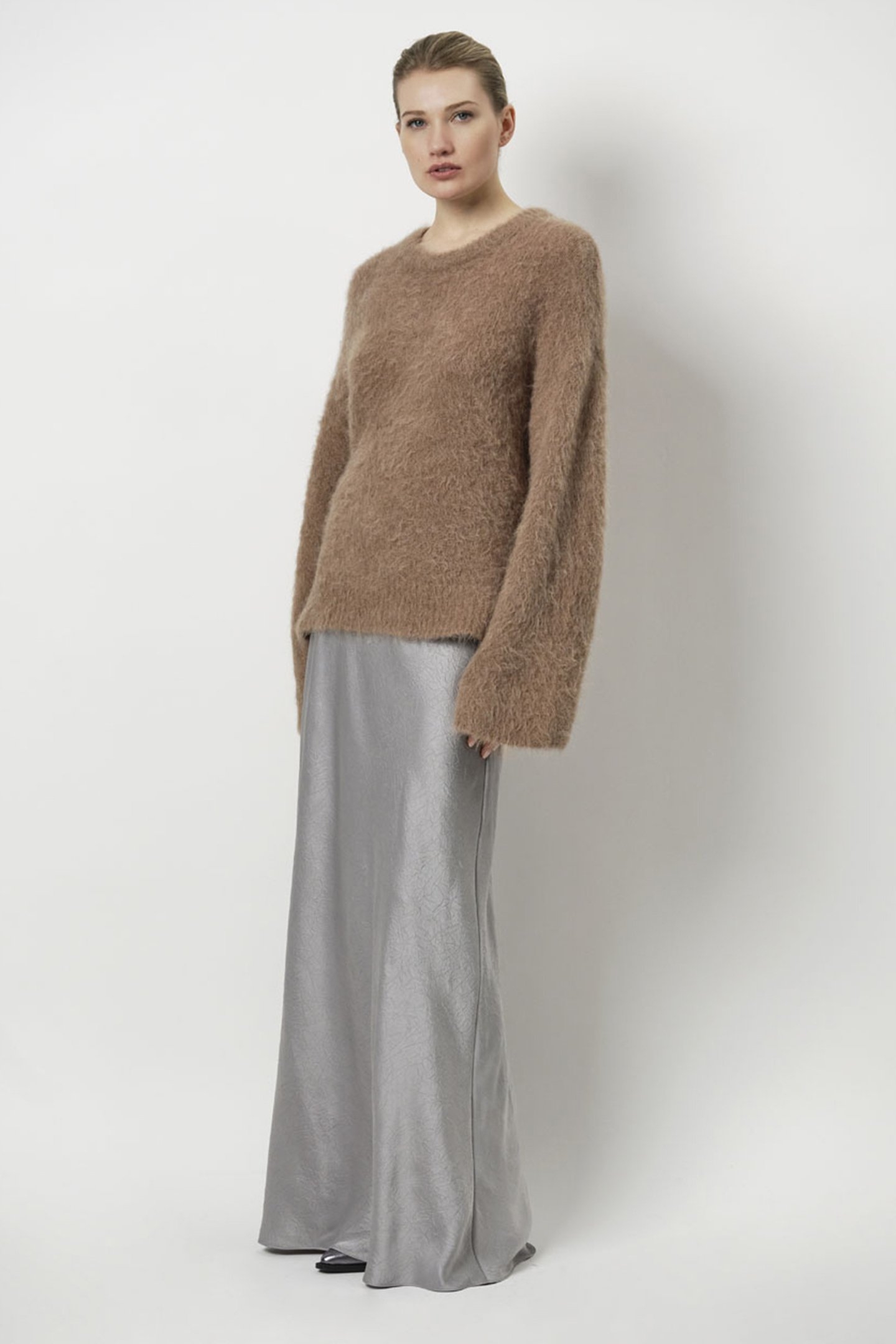 YWA CREASED SATIN MAXI SKIRT DAWN GREY 1