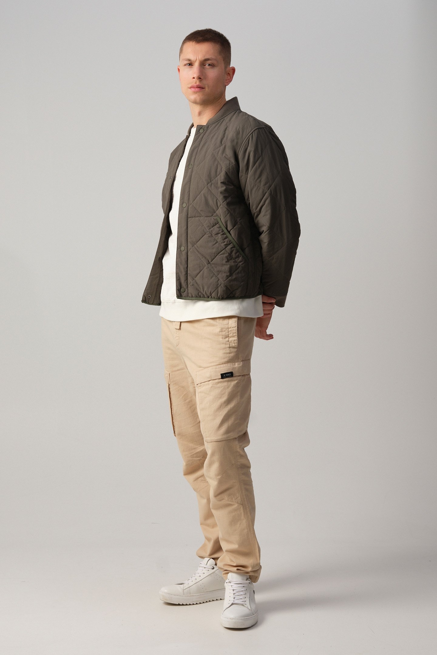 RIVER GEWATTEERDE JAS BLACK FOREST 4