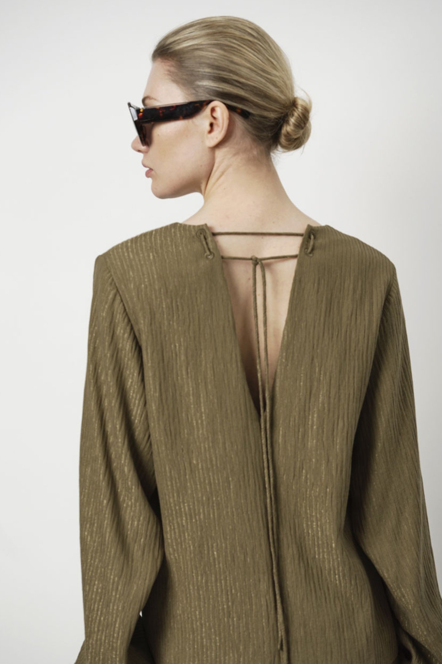 STARDOM V-NECK TOP OLIVE BALSAMIC 4