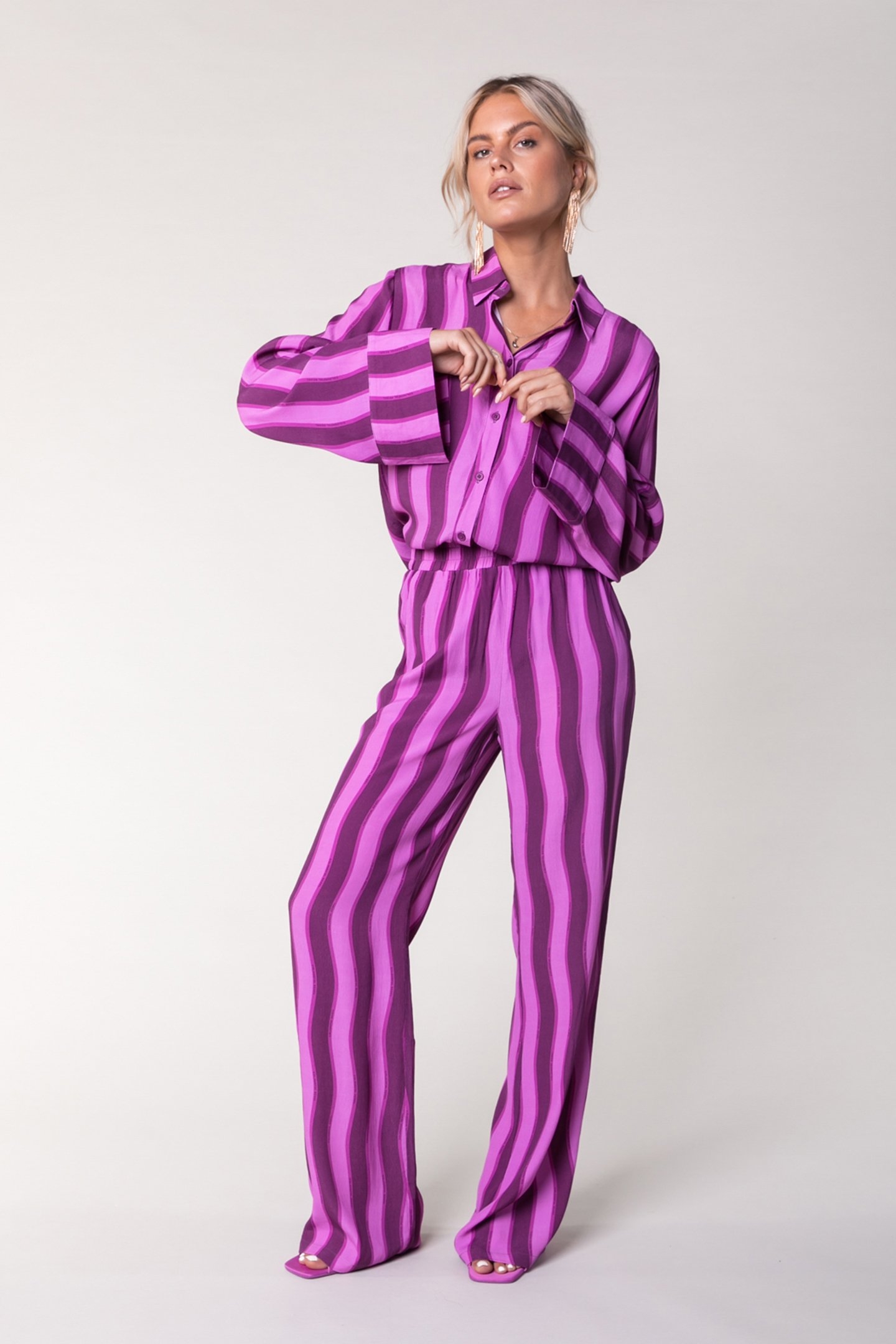 MELODY STRIPES STRAIGHT PANTS PURPLE 1