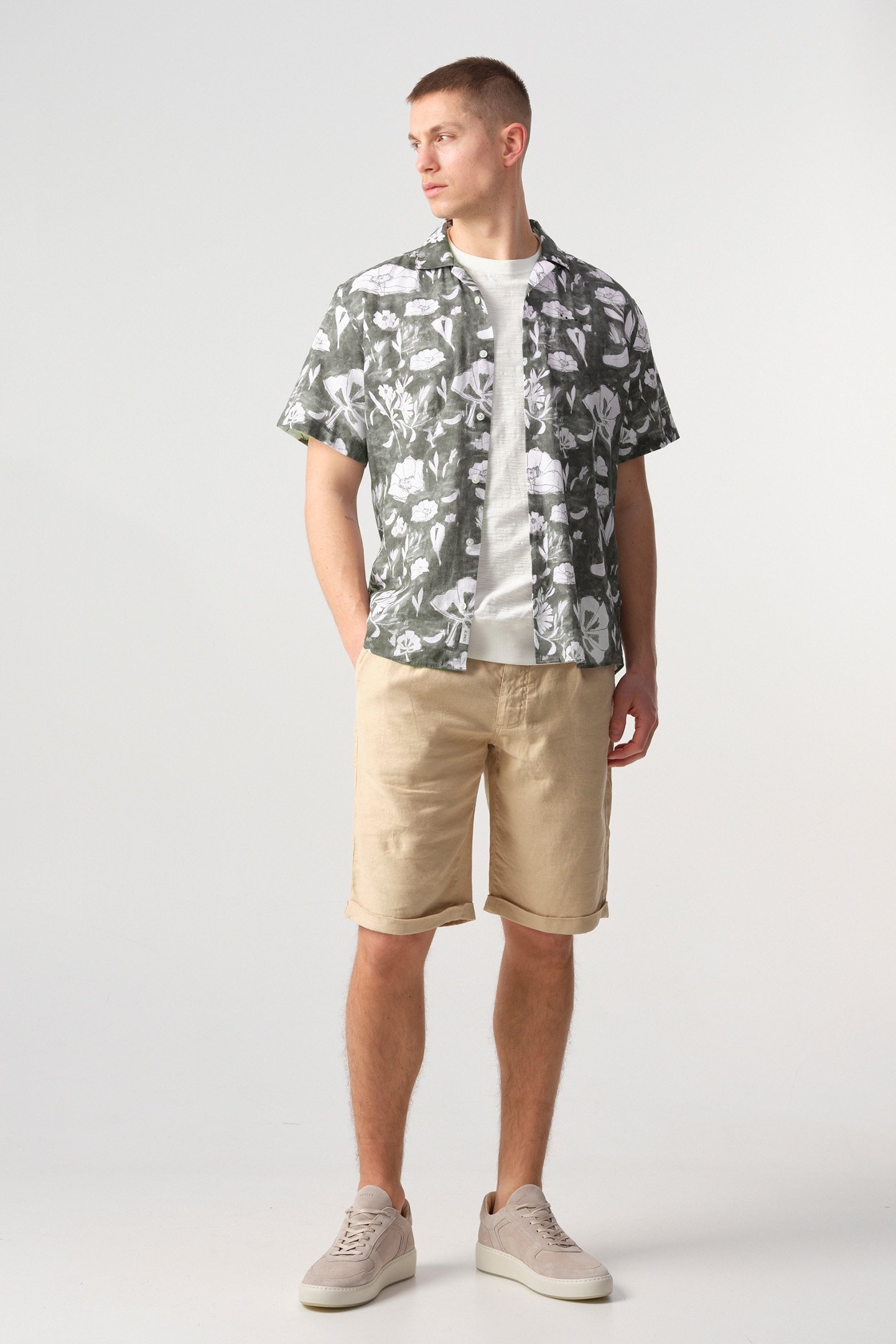 ELVIS FLORAL CASUAL OVERHEMD KM BURNED GREEN DESSIN 1