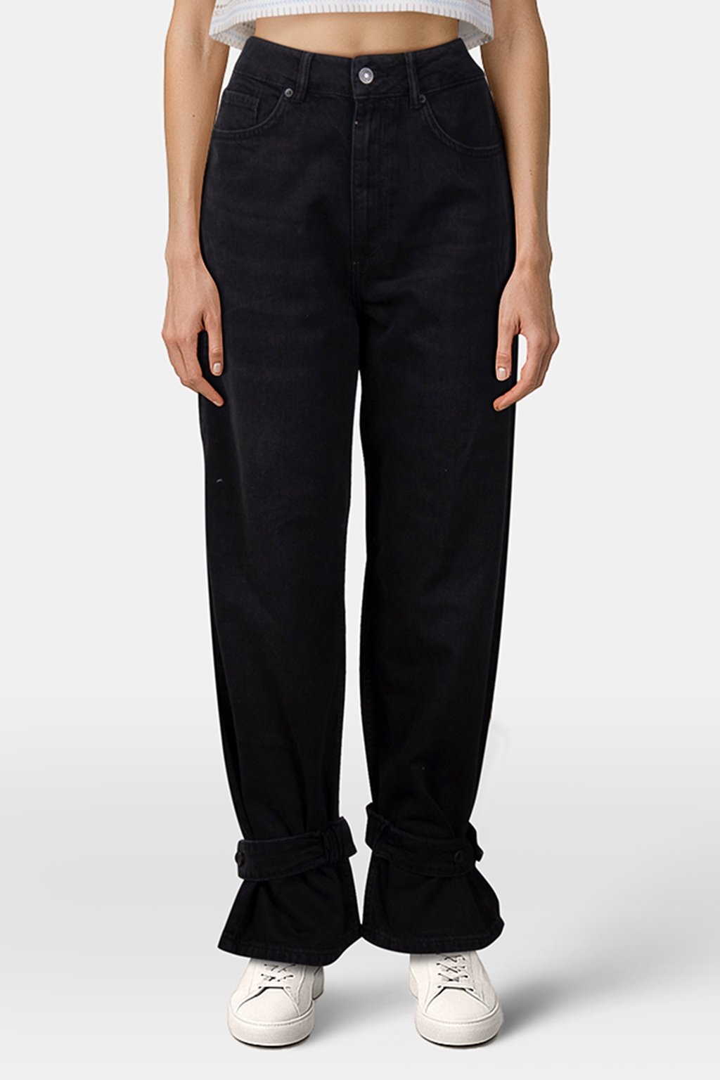 TARA ANKLE TIE JEAN WASHED BLACK 1