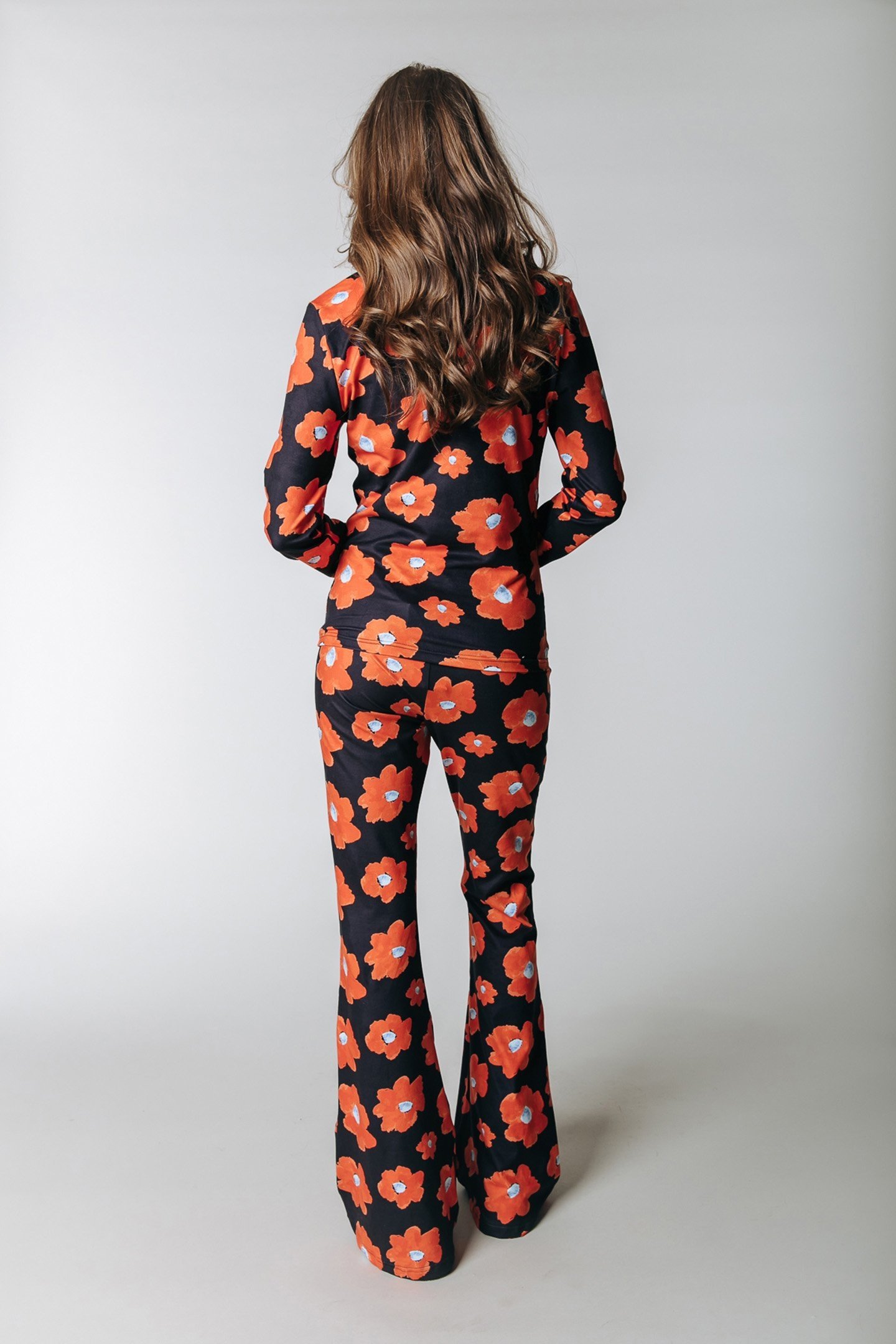 FLOWER PEACHED EXTRA FLARE PANTS MANDARIN ORANGE 2