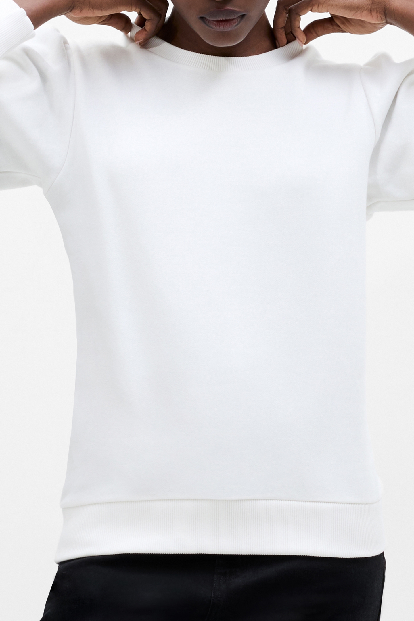FC PUFF SLEEVE SWEAT WHITE 3