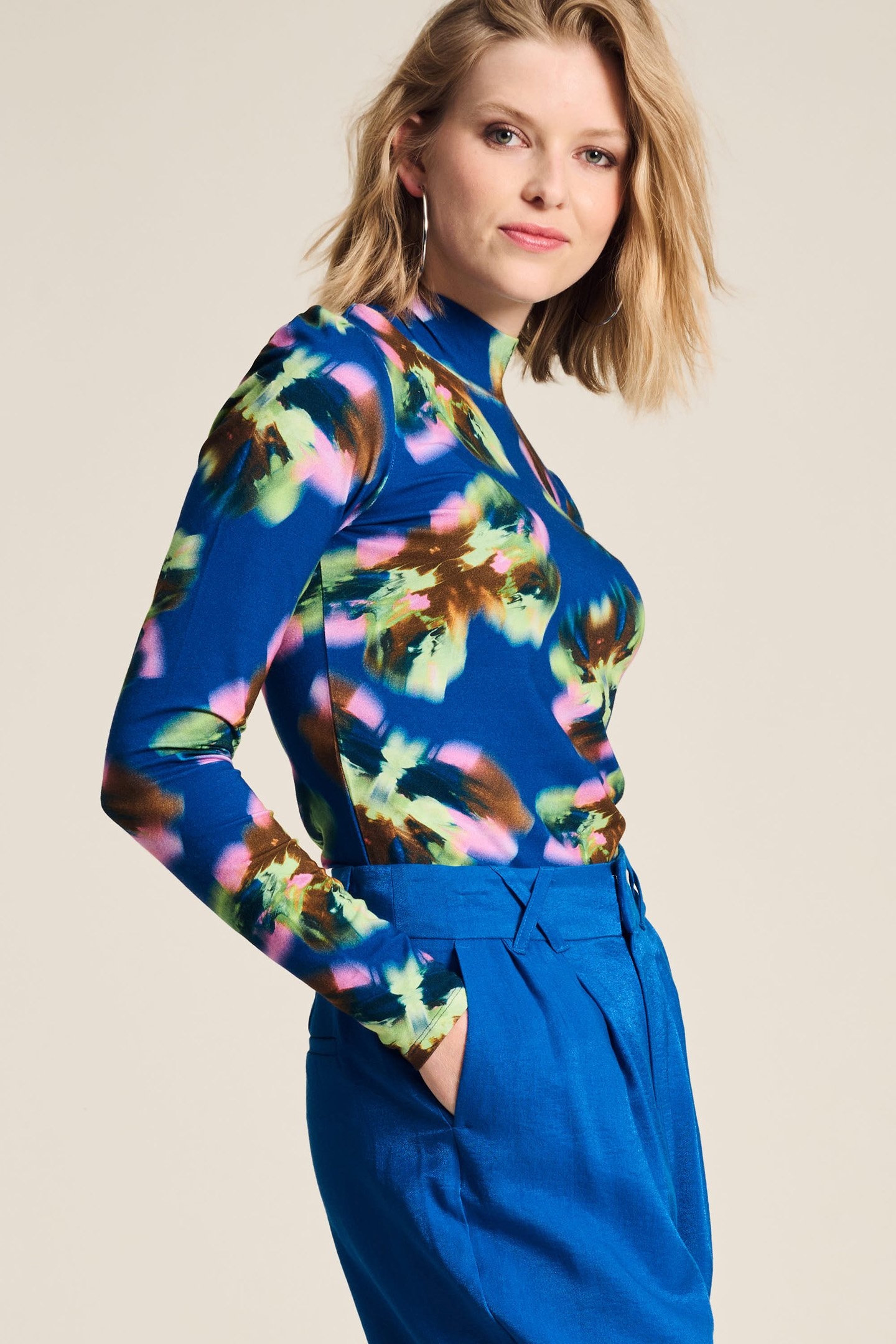 TURTLENECK - BUTTERFLY BLUE 4