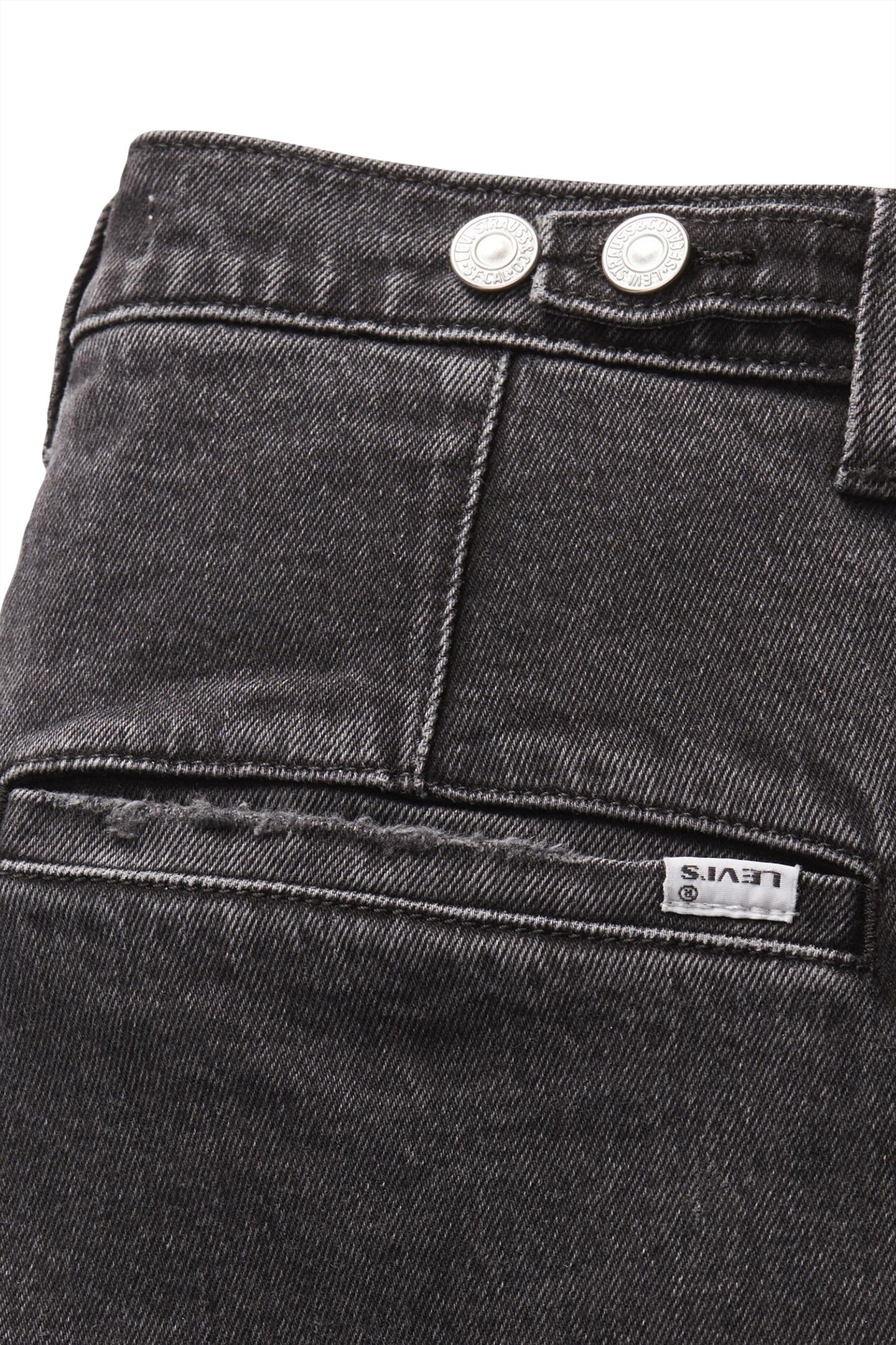 RIBCAGE STRAIGHT JEAN WITH TAILORED ANKLE IN BLACK 7