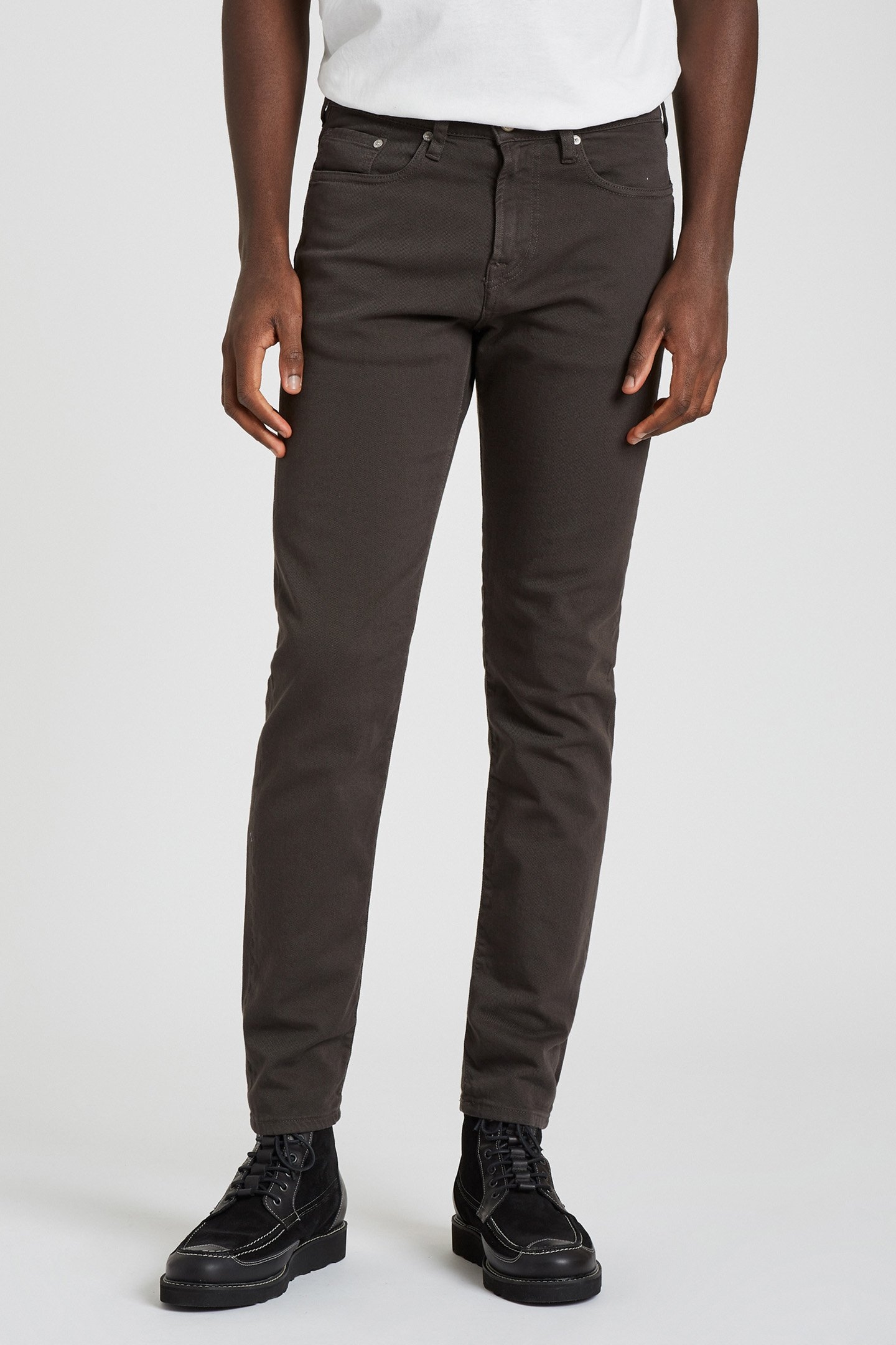 MENS TAPERED FIT JEAN DARK TAUPE 1