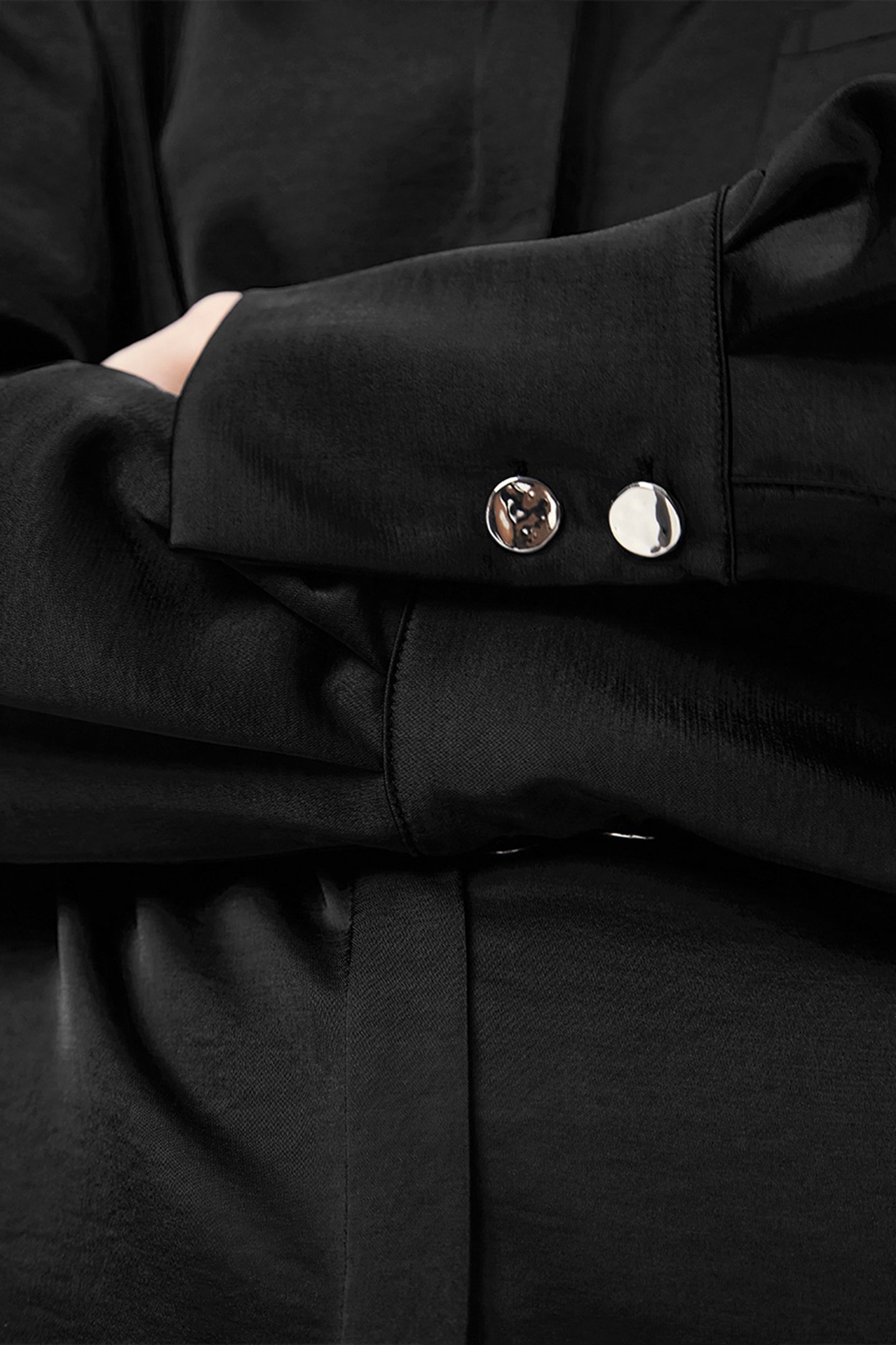 LOUDA SATIN LONG SHIRT RAVEN 7