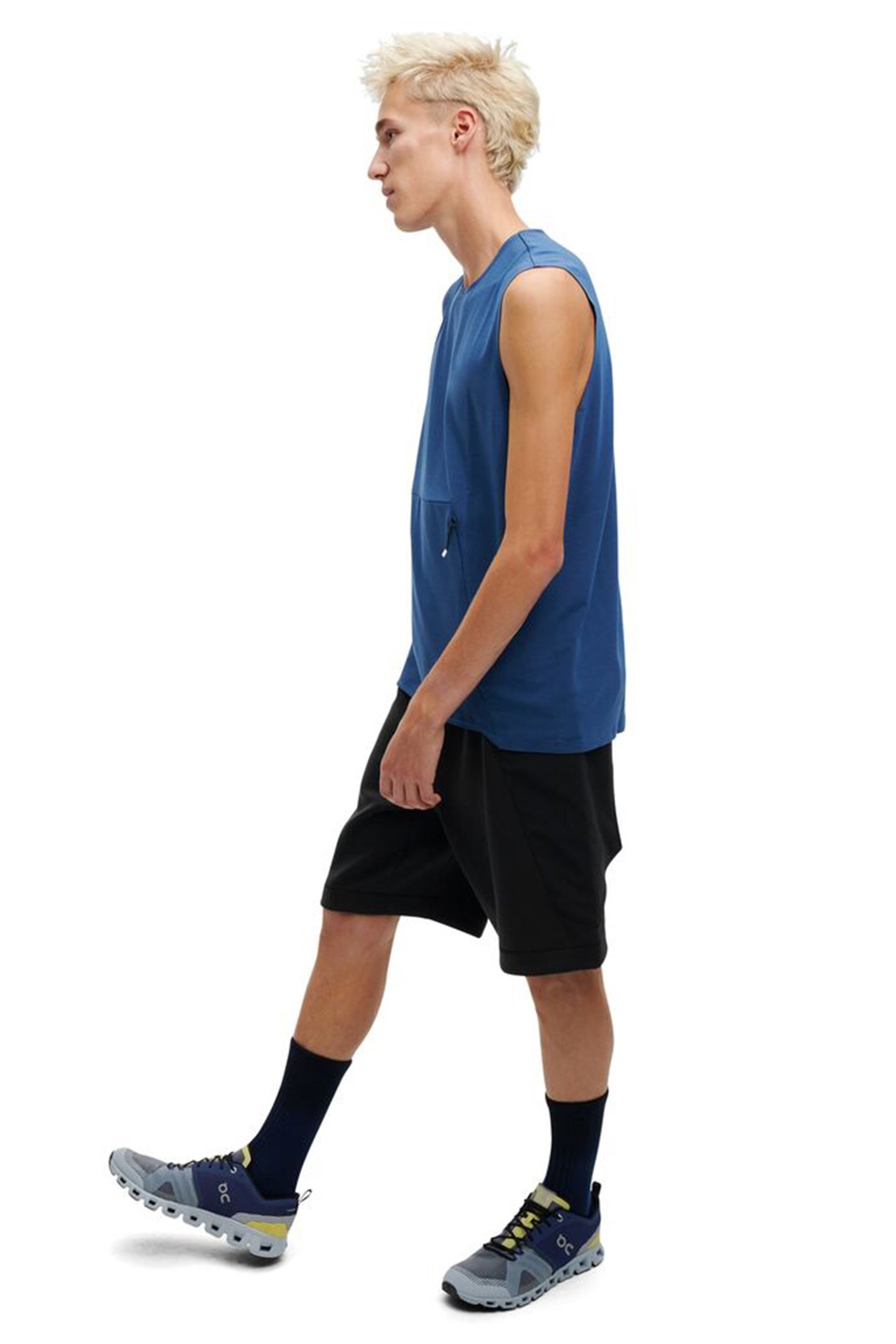 MOVEMENT SHORTS 1 BLACK 3