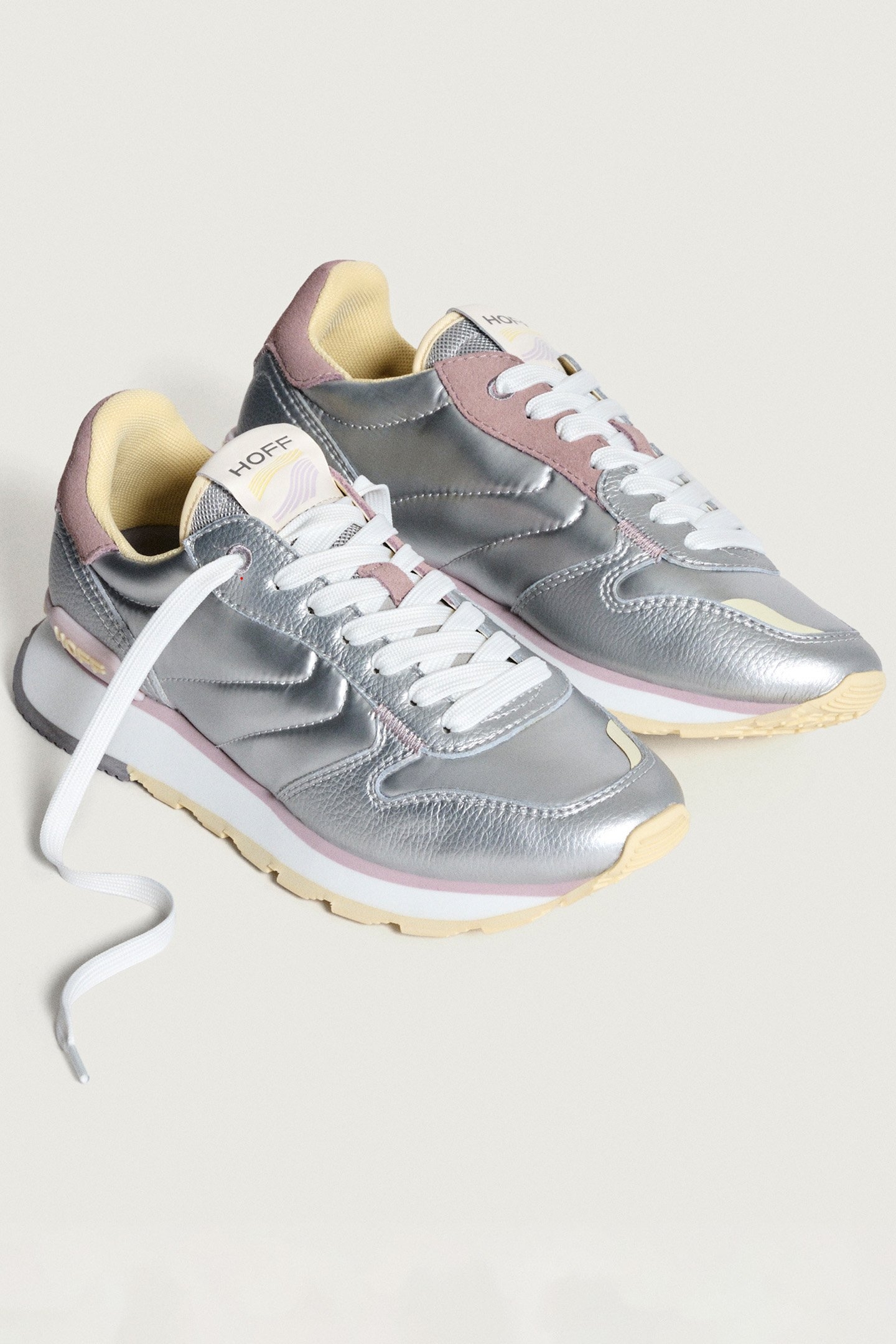 SNEAKERS SILVER 2