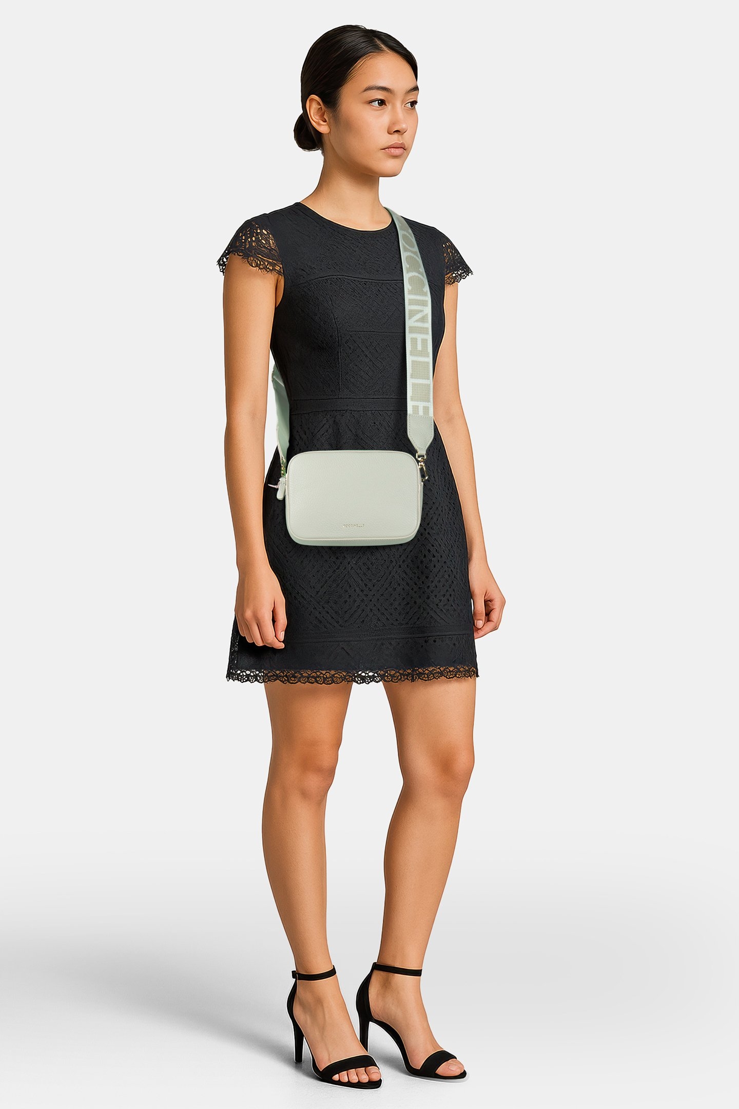 CROSS BODY BAG IN LEATHER 1