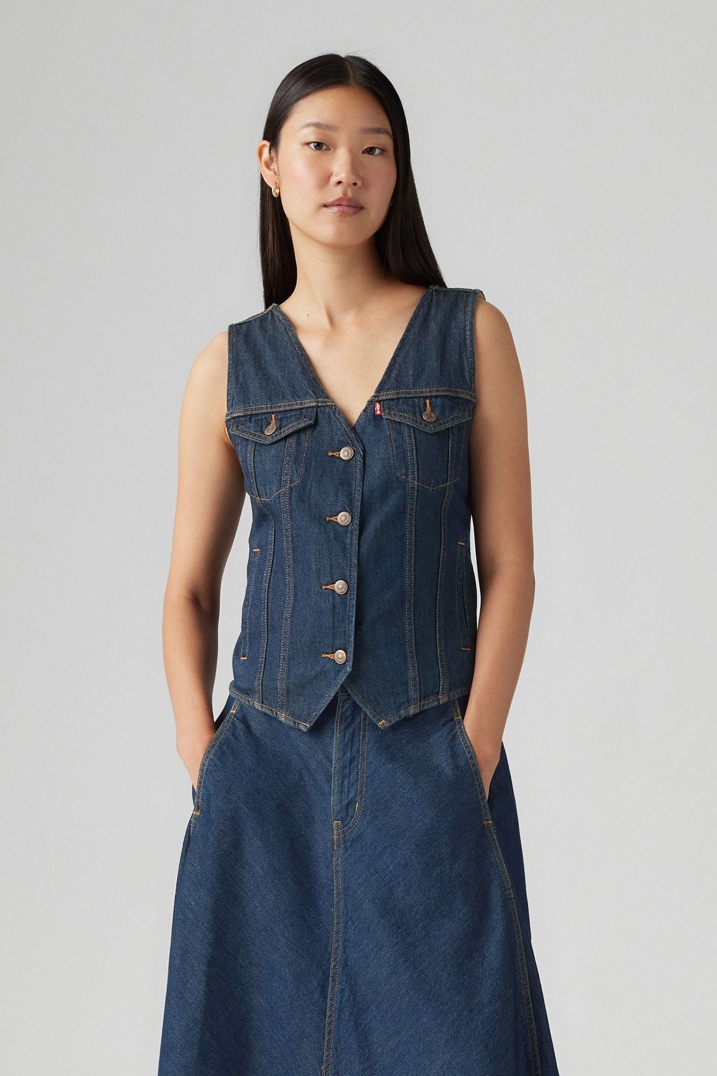 LOOSE VEST H1'25 SQUARE CIRCLE 1