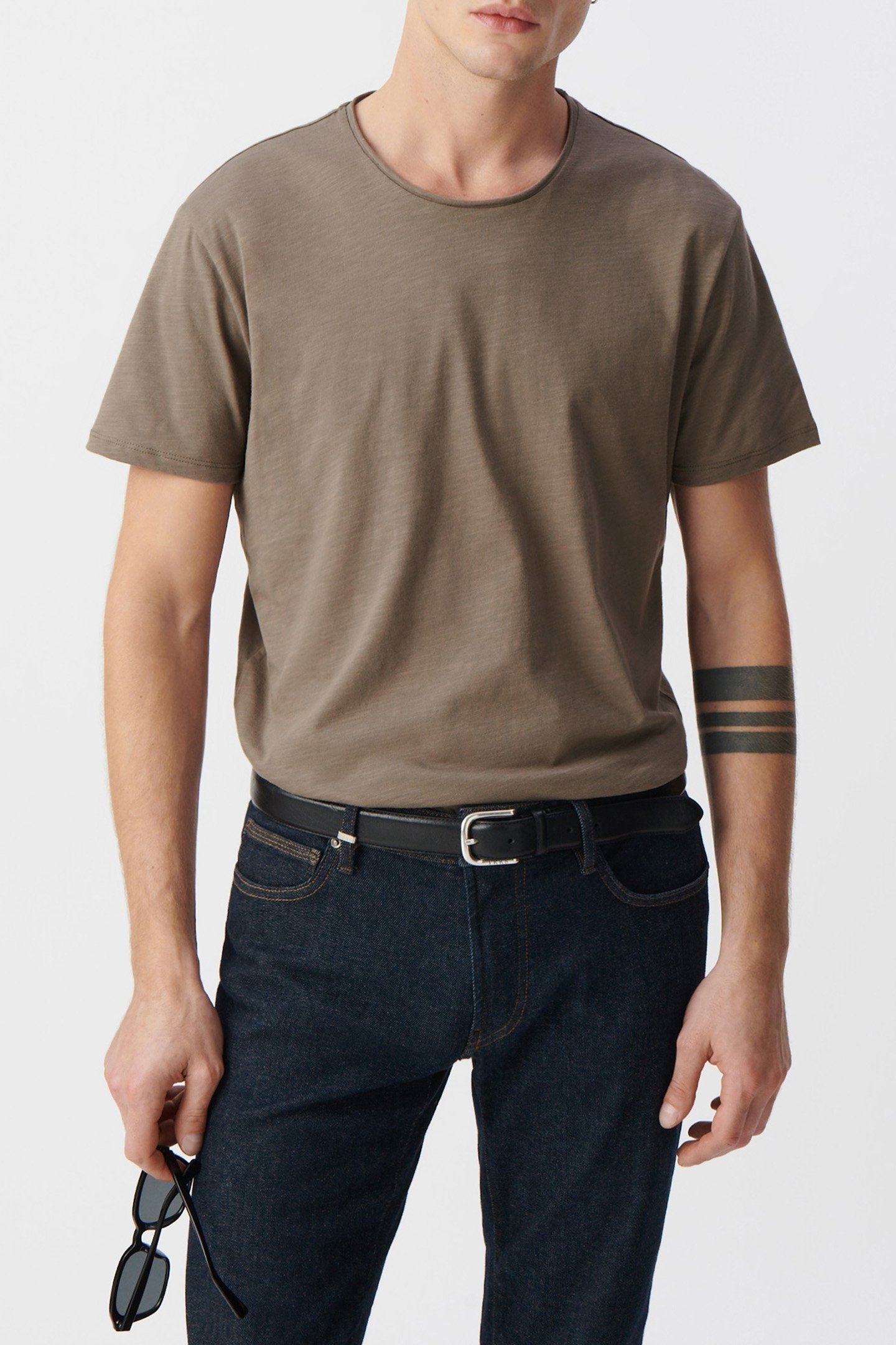 ORGANIC COTTON ESSENTIAL ROUND-NECK T-SHIRT 1