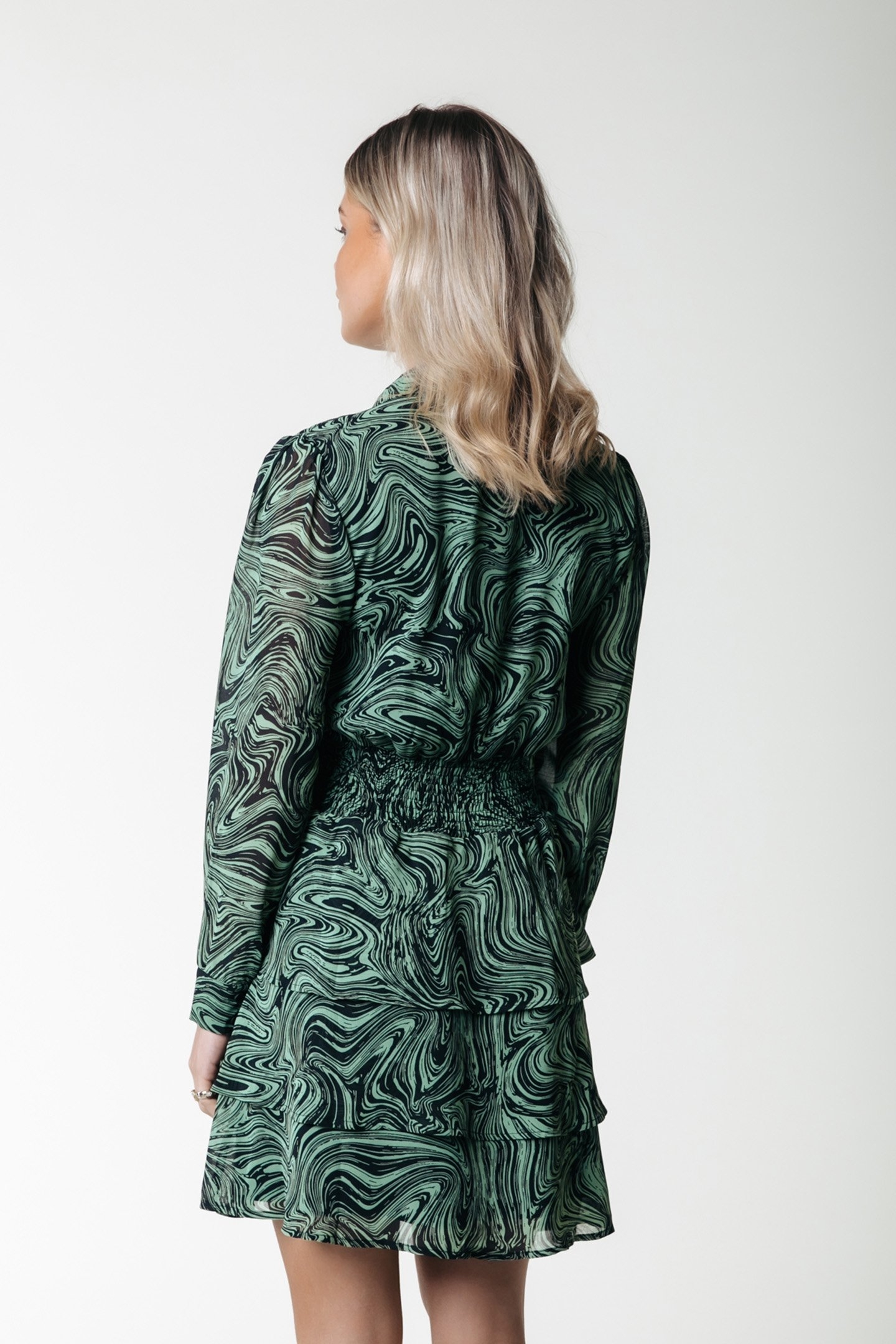 SACHA LIQUID PAINT SHIRT DRESS LS SOFT GREEN 2