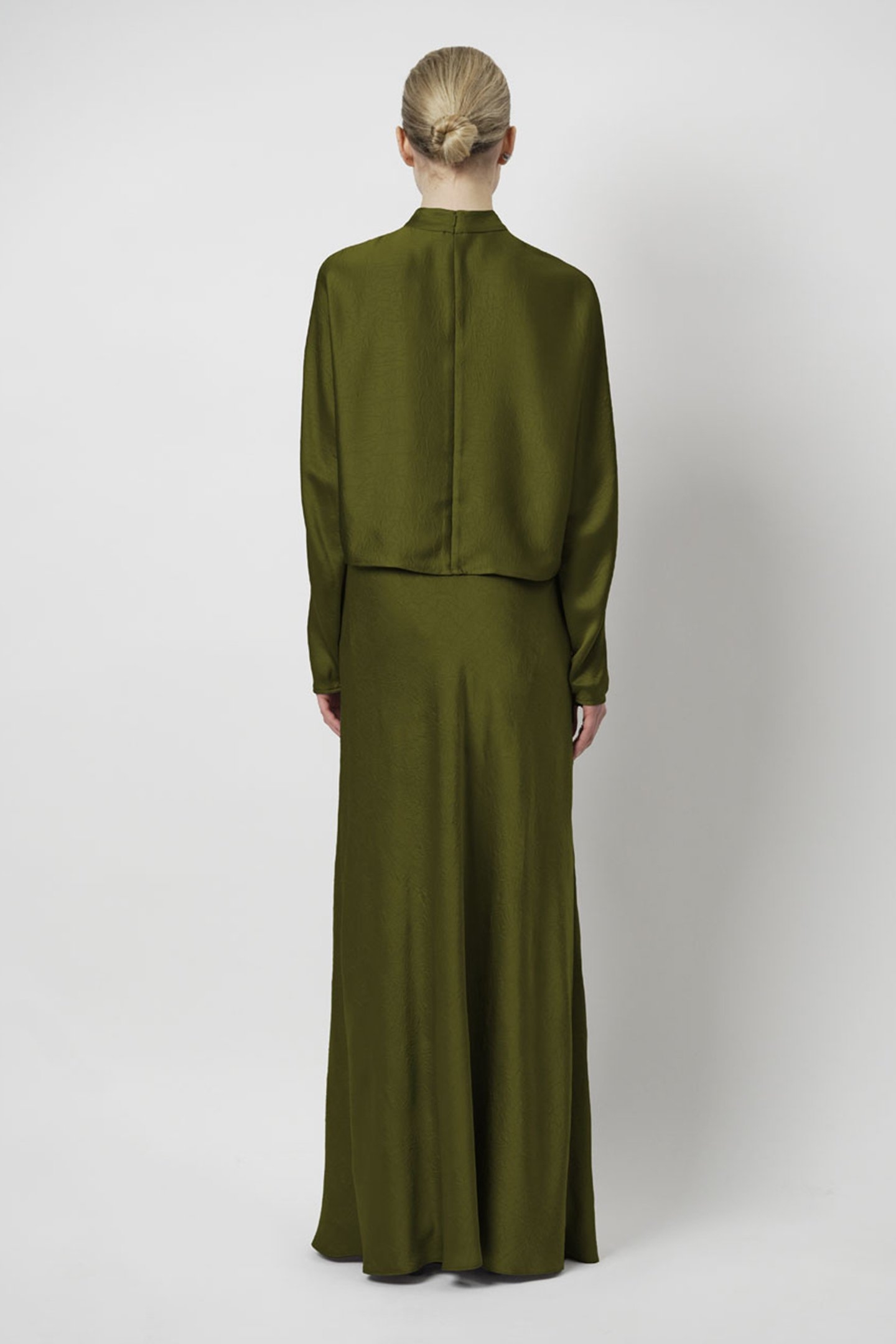 YWA CREASED SATIN MAXI SKIRT FERN GREEN 2